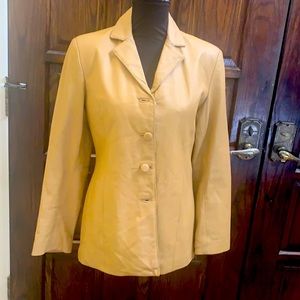 Vintage leather jacket. Camel color size M
